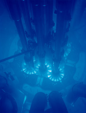 Effet Vavilov-Tcherenkov (Wikipedia).jpg