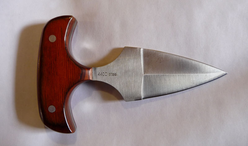 Fichier:Push dagger.jpg