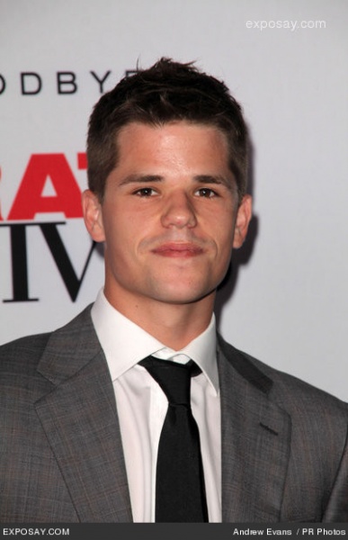 Fichier:Max Carver.jpg