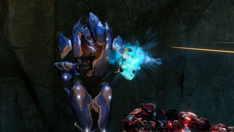 Fichier:H2A-Combat armor (dual wield).jpg