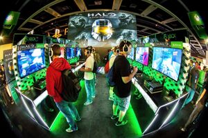 Halo-pax-prime-booth HB2014 n33.jpg