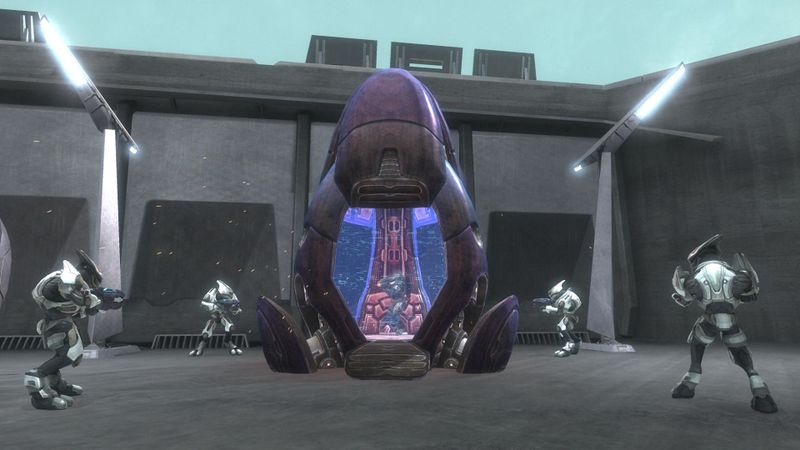 Fichier:HR-Covenant Heavy Drop Pod (Courtyard).jpg