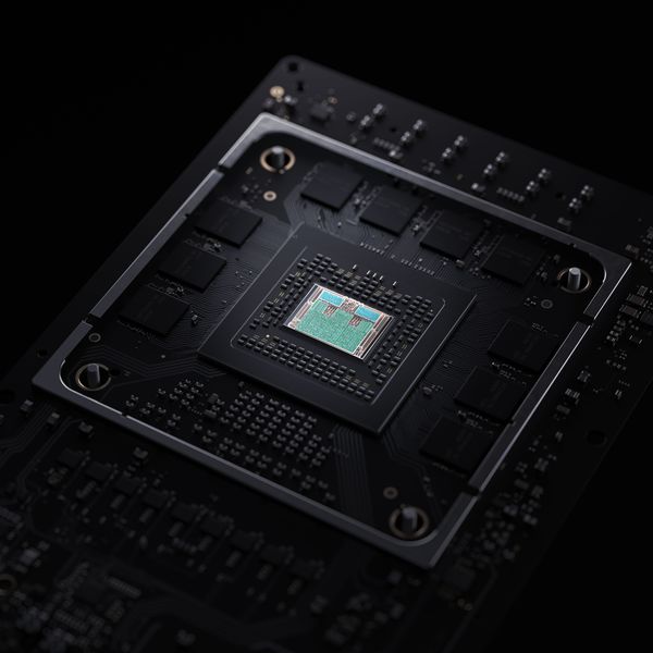 Fichier:Xbox Series X intérieur 4.jpg