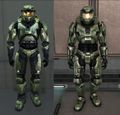Comparaisons entre la Mark V dans Halo : Combat Evolved (gauche) et la version Anniversary (droite).