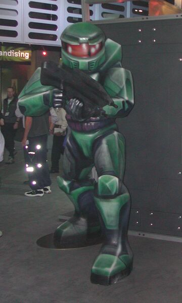 Fichier:HCE E3 2001 8.jpg