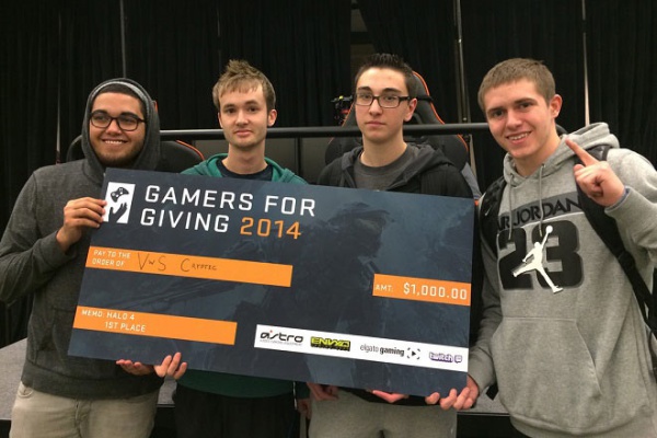 VwS Cryptic with the 1st place check. From L to R: Sargoth, WinntuR, Svspector, Tragic