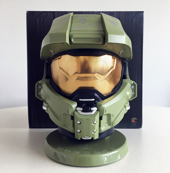 Fichier:ACWorldwide Master Chief signed.jpeg