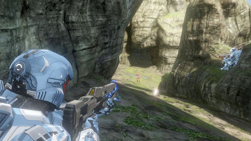 Fichier:H4-Railgun (charging).jpg