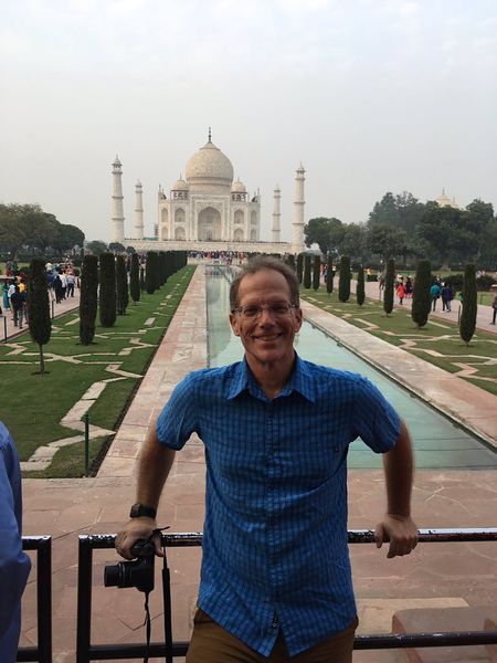 Fichier:Alex Irvine.jpg