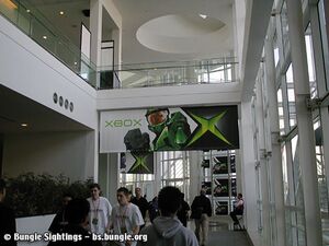 HCE E3 2001 1.jpg