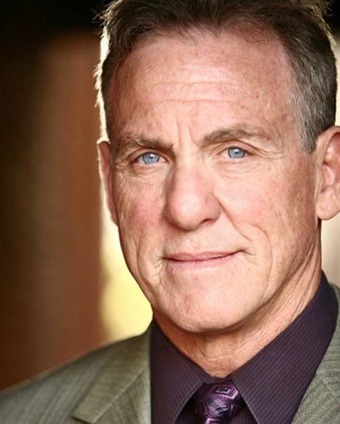 Fichier:Allen Perada.jpg