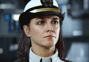 H2A-Miranda Keyes (portrait cérémonie).jpg