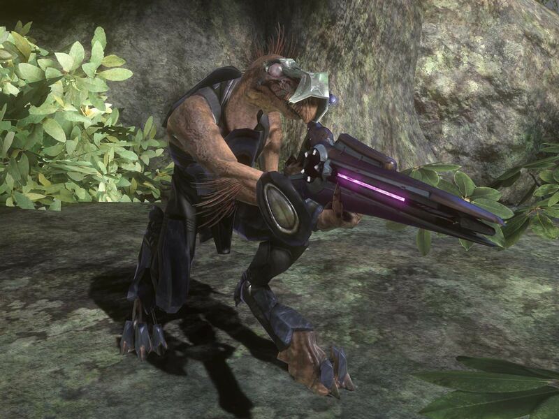 Fichier:H3-Beam rifle & Jackal.jpg