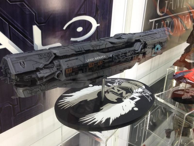 Fichier:SDCC 2017 UNSC Infinity 1.jpg