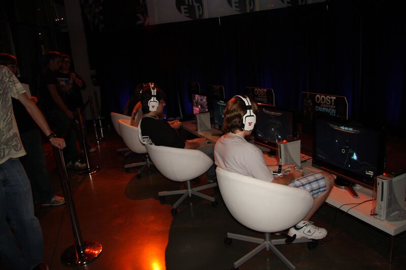 Fichier:BWU First In.jpg