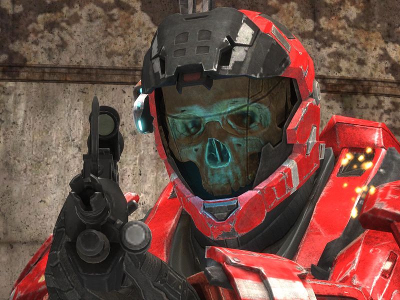 Fichier:HR-Casque hanté 01.jpg